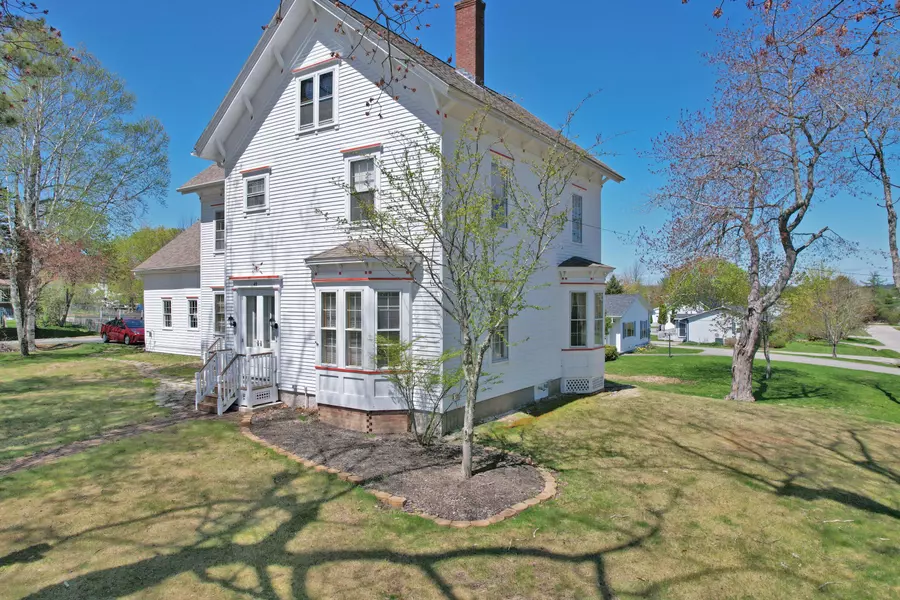 49 North ST, Machias, ME 04654