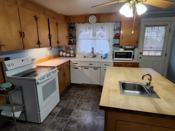 Milford, ME 04461,3 Penobscot ST