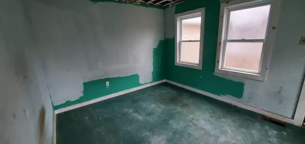 Milford, ME 04461,125 Main RD