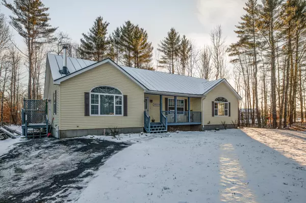 West Gardiner, ME 04345,11 Woodland DR