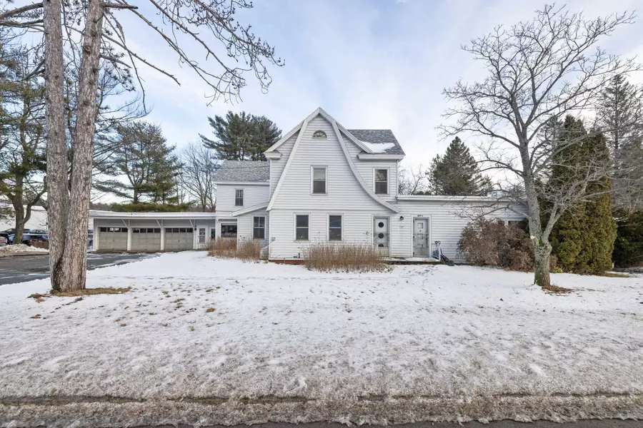 749 Portland RD, Saco, ME 04072