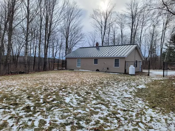 Sidney, ME 04330,345 Drummond RD