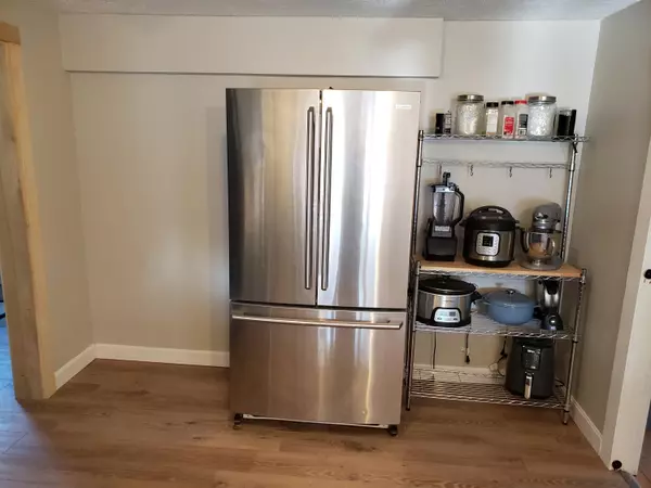 Lisbon, ME 04252,4 State ST