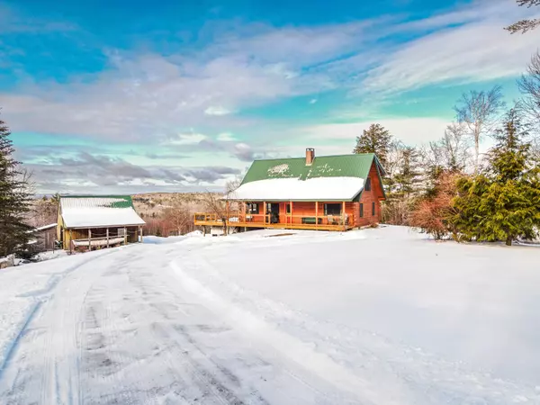 678 Muzzy Ridge RD, Searsmont, ME 04973