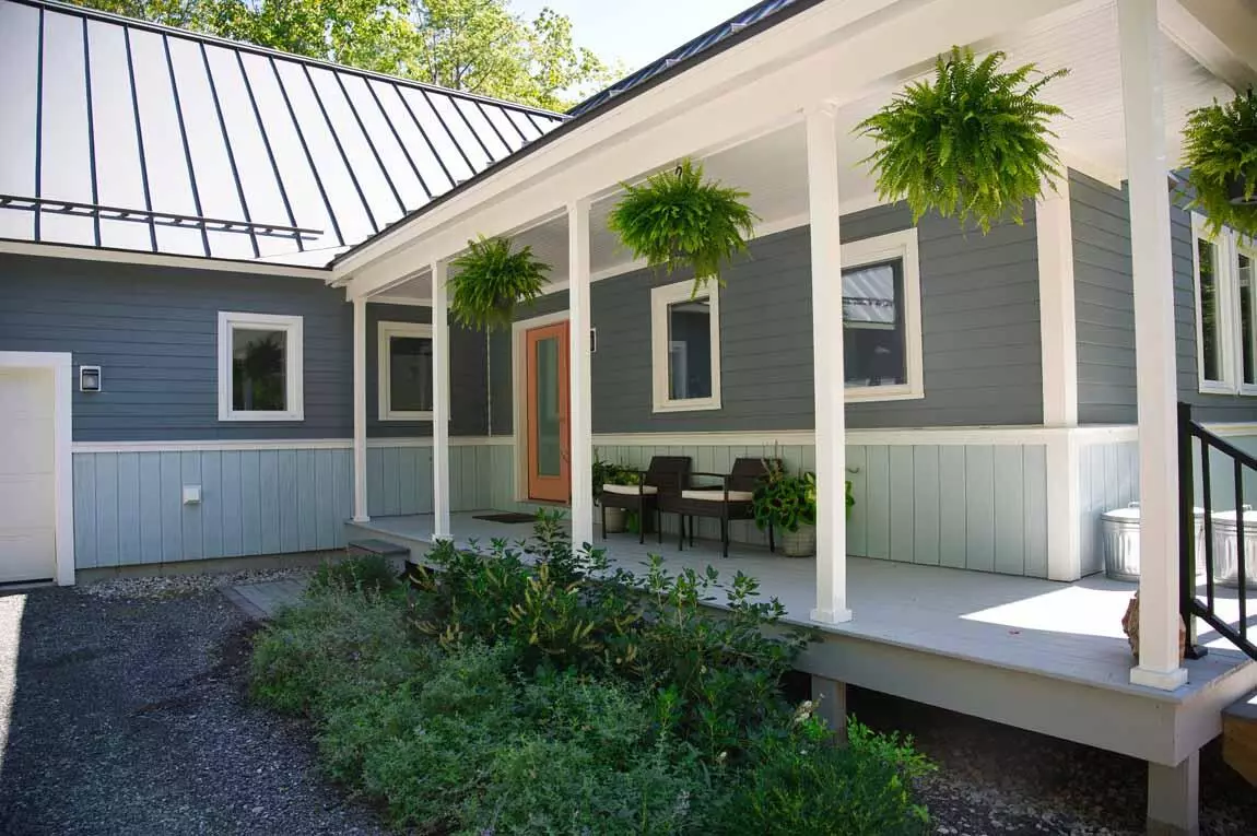 Freeport, ME 04032,42 Intervale RD