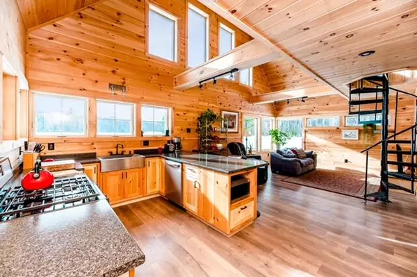 448 W Kingfield RD, Kingfield, ME 04947