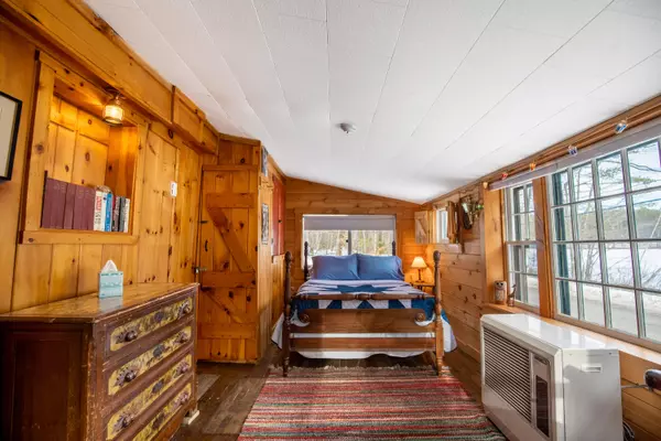 125 Greenwood RD, Greenwood, ME 04255