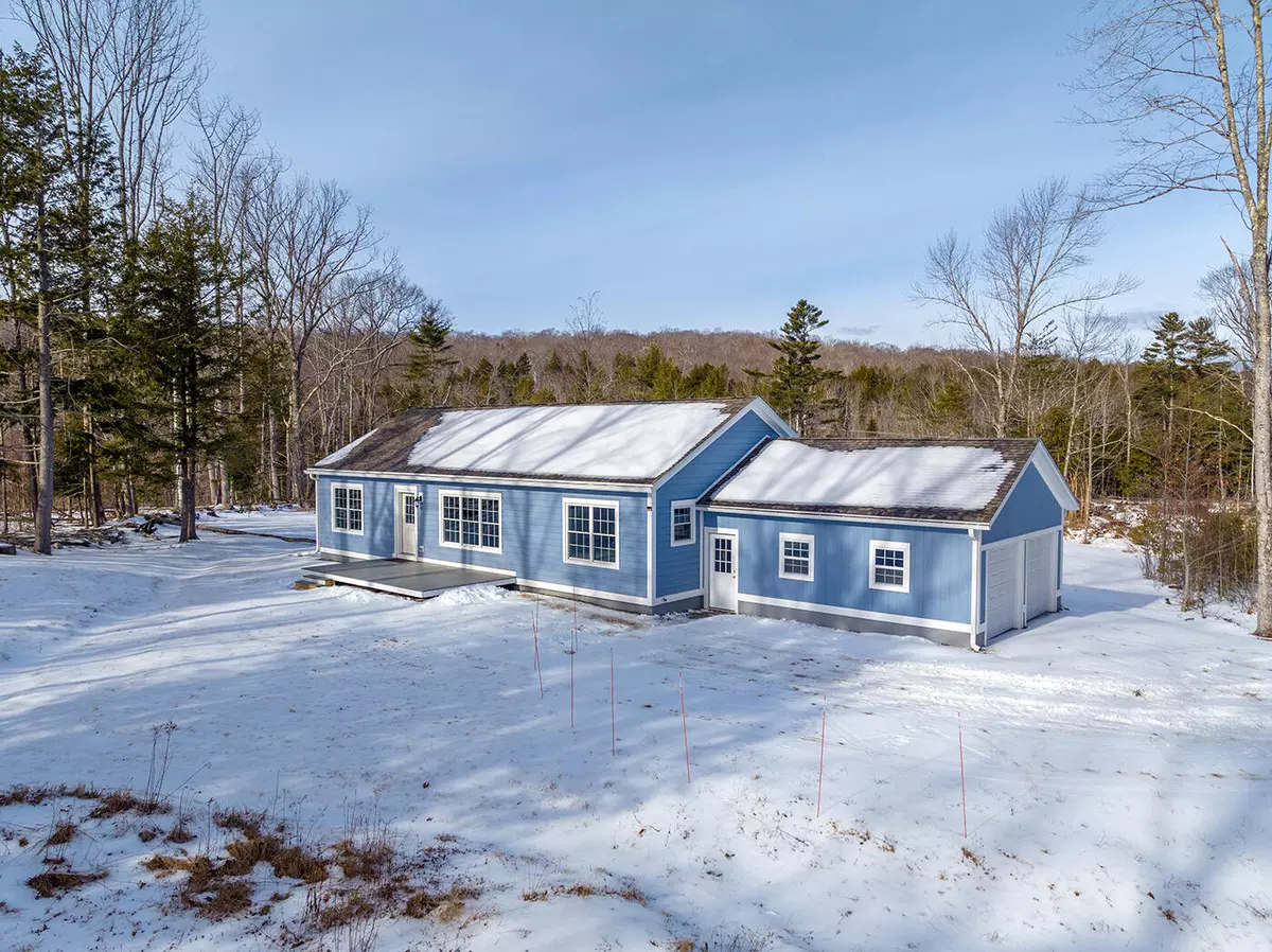 Lincolnville, ME 04849,8 Pine DR