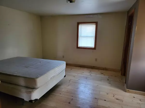 Presque Isle, ME 04769,45 Church ST