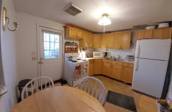 South Portland, ME 04106,55 B ST