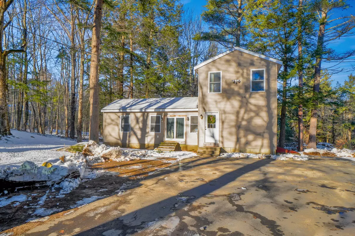 New Gloucester, ME 04260,19 Jack Hall RD