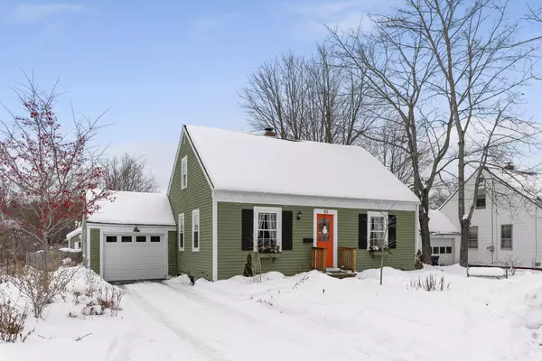 93 New York AVE, South Portland, ME 04106