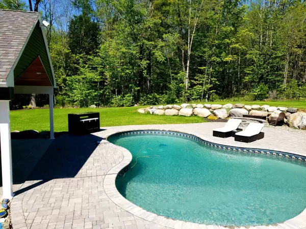 Oakland, ME 04963,284 Snow Pond RD