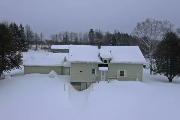 Fort Fairfield, ME 04742,87 Strickland RD