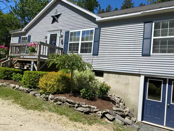 24 Jahoda RD, Brooksville, ME 04617