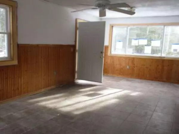 Gardiner, ME 04359,14 Yorks LN