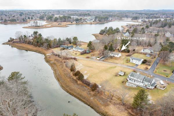 14 Trafton LN, Kittery, ME 03904