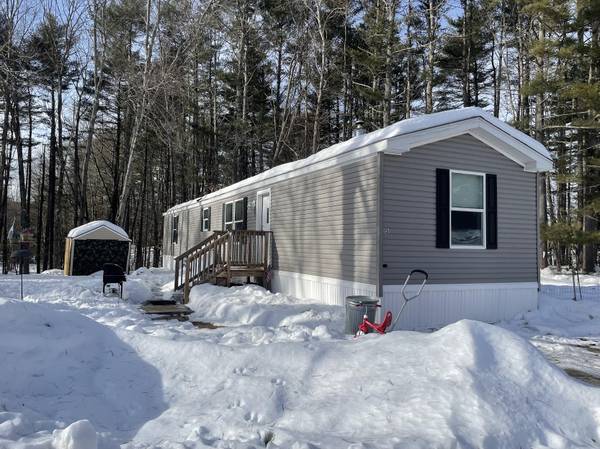 127 Shaker RD #15, Gray, ME 04039