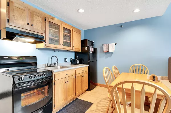 Newry, ME 04261,16 Roadrunner DR #II A-211