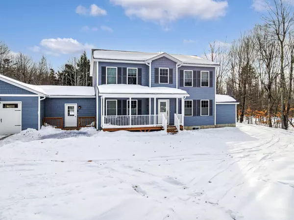 Sidney, ME 04330,82 Richard RD