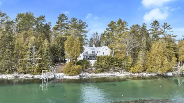 215 High Head RD, Harpswell, ME 04079