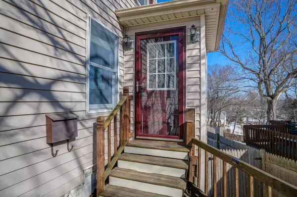 South Portland, ME 04106,112 Ridgeland AVE