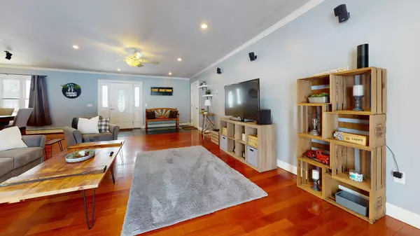 Wales, ME 04280,30 Ruby LN