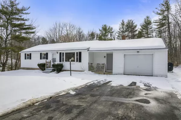 Warren, ME 04864,45 Medomak Valley CT