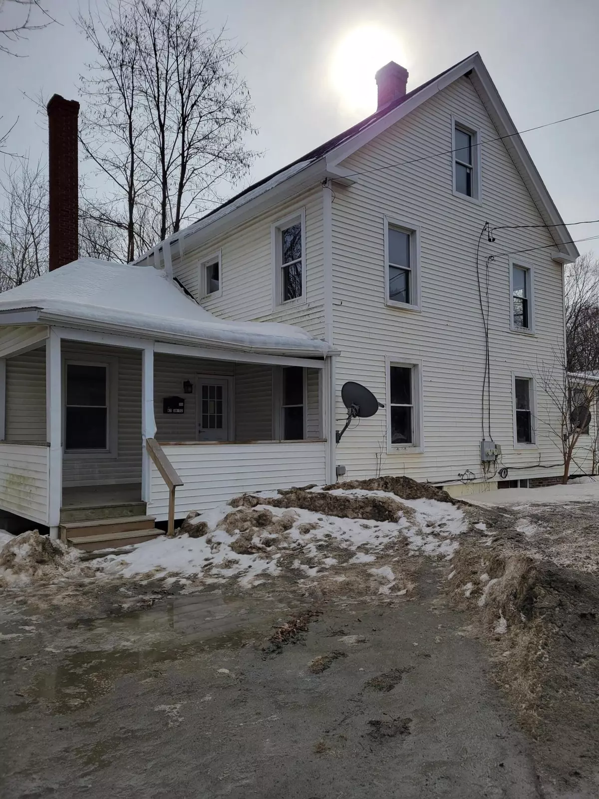 Oakland, ME 04963,47 Fairfield ST