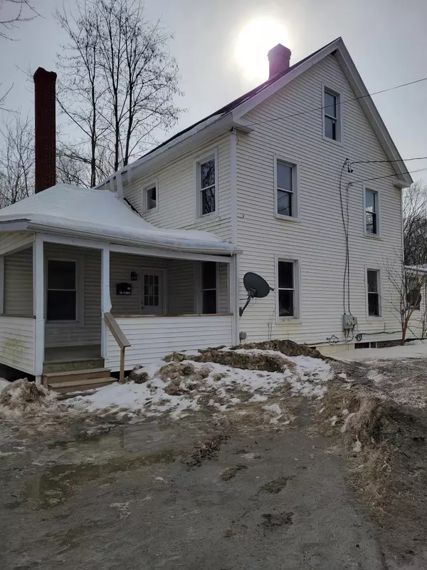 47 Fairfield ST, Oakland, ME 04963