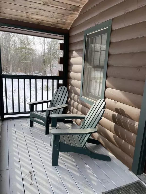 884 & 889 Beach RD, Lincolnville, ME 04849