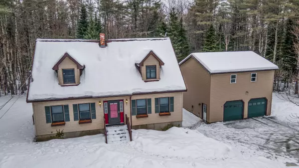24 Evans RD, Vassalboro, ME 04989