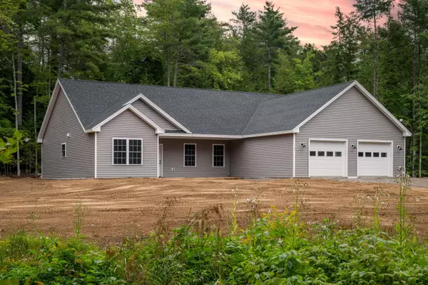 43 Conners AVE, Hermon, ME 04401