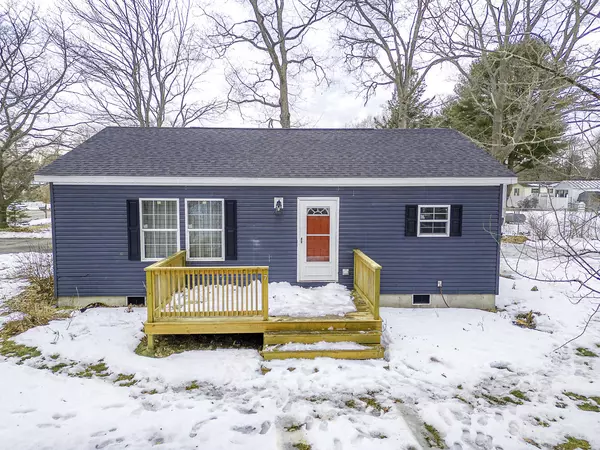 Brunswick, ME 04011,7 Davis ST