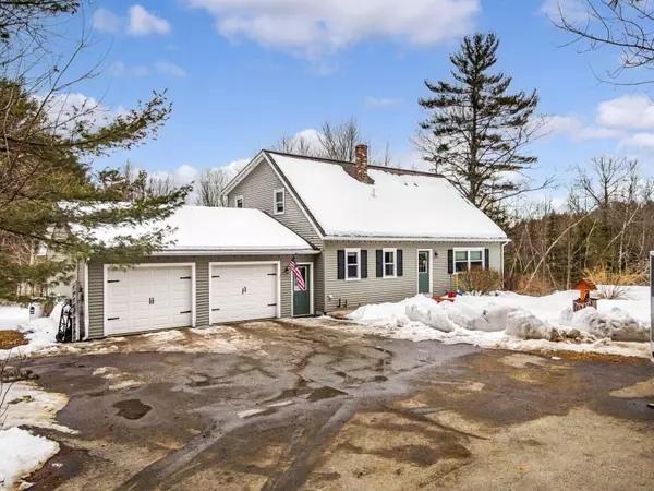 269 Bog RD, Vassalboro, ME 04989