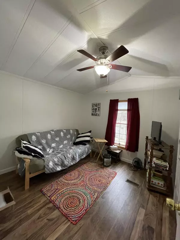 Harrington, ME 04643,1359 US-1A