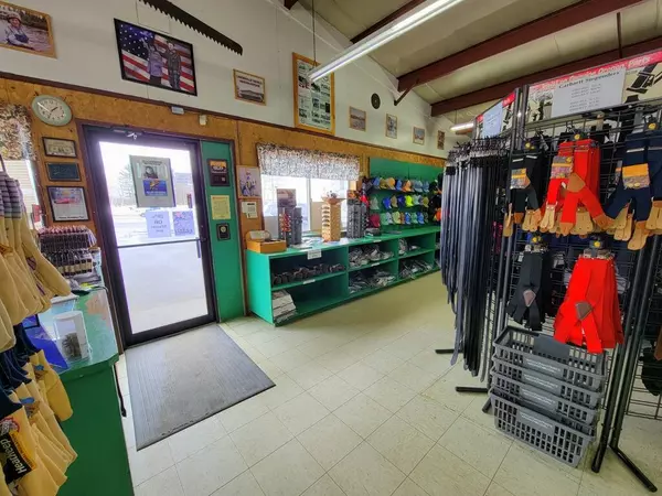 Madison, ME 04950,514 Lakewood RD