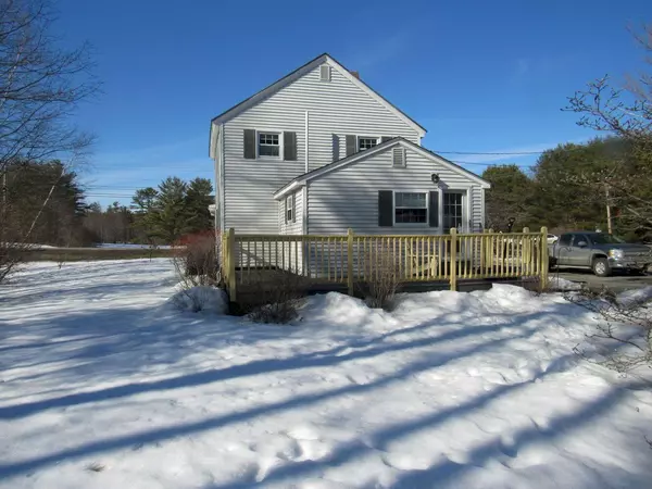 Norridgewock, ME 04957,64 Mercer RD