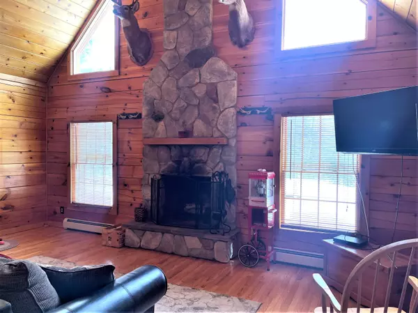 West Gardiner, ME 04345,88 Woodland DR