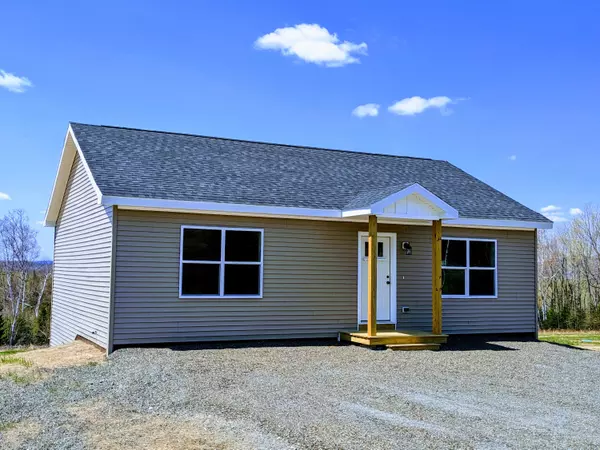 Rangeley, ME 04970,38 Big Snow WAY