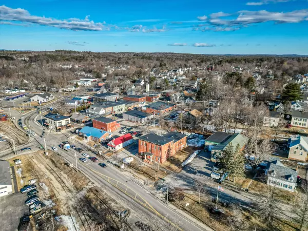 Lisbon, ME 04252,8 Oak ST