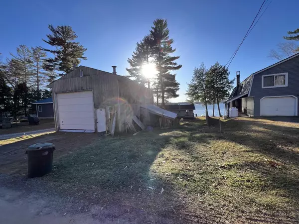 113 Birch Tree DR, Hudson, ME 04449