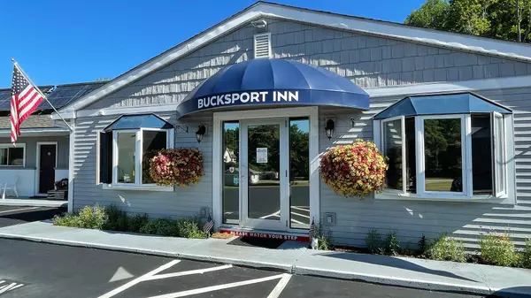 70-72 Route 1, Bucksport, ME 04416