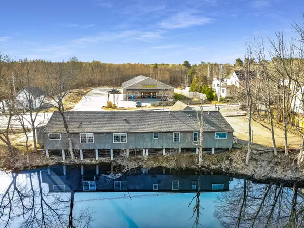 North Berwick, ME 03906,34 Elm ST