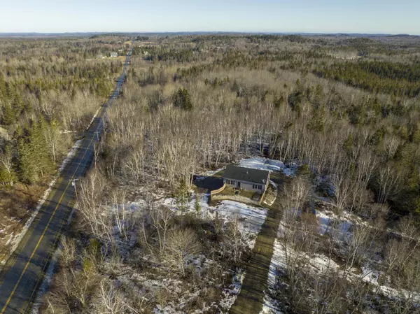 Lubec, ME 04652,220 Dixie RD