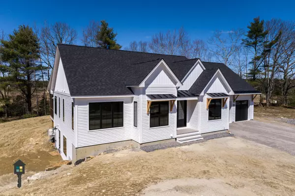 Topsham, ME 04086,34 Halcyon DR