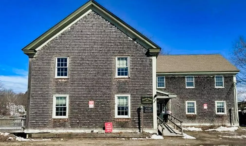 40 Main ST, Damariscotta, ME 04543