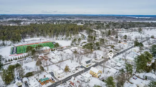 Brunswick, ME 04011,26 Mclellan ST