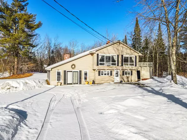 Winslow, ME 04901,1116 China RD