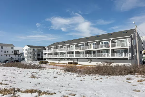 1 Bay AVE #24, Old Orchard Beach, ME 04064
